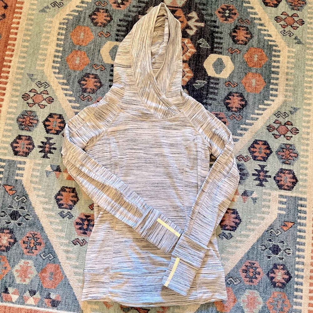 LuLuLemon hoodie in striped grey/black and white EUC